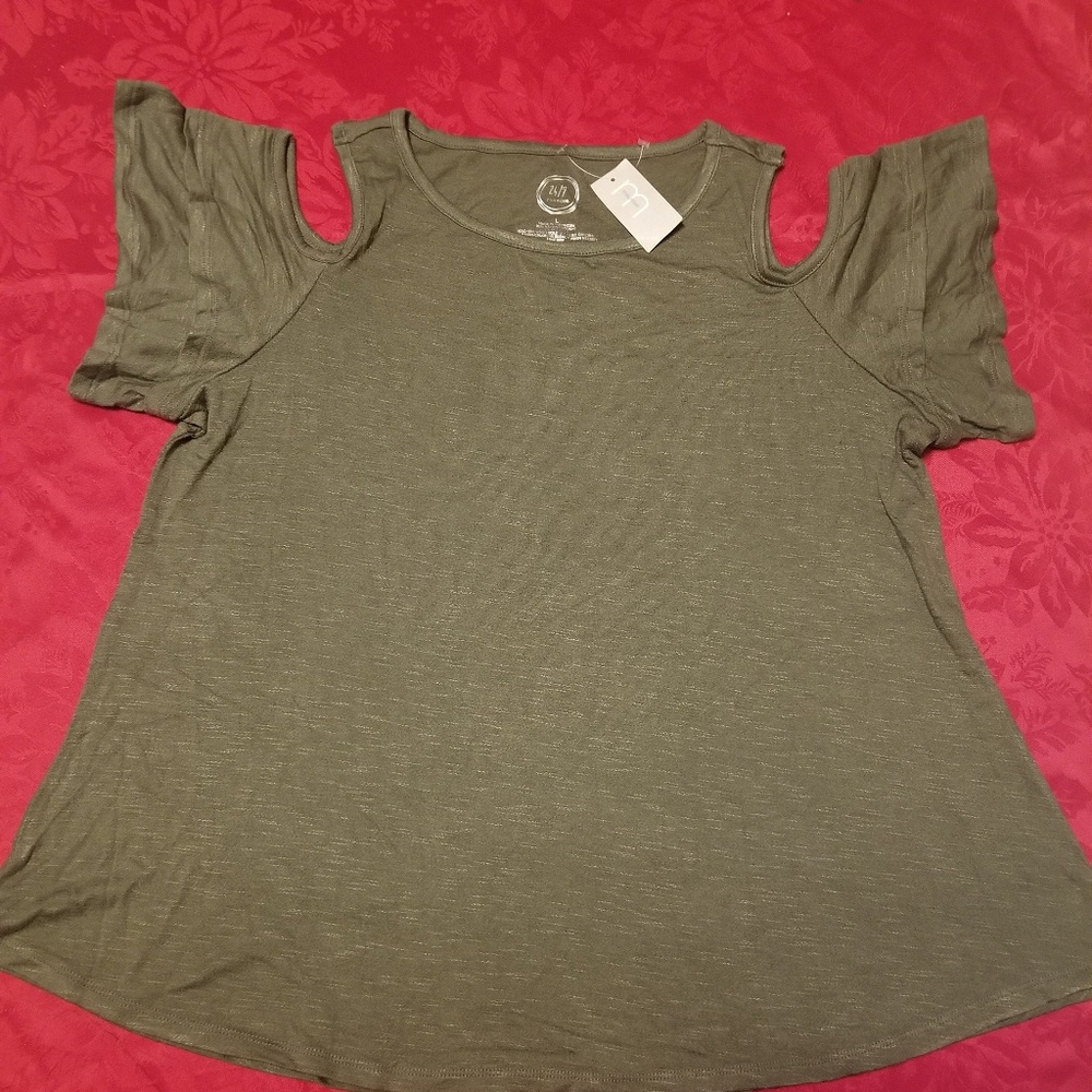 BNWT Maurice brand olive green top